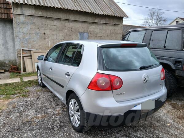 Volkswagen - Golf 5 - 1.9 TDI