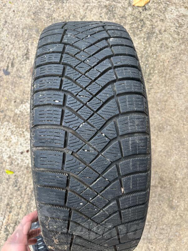 R Line felne i Tiguan gume