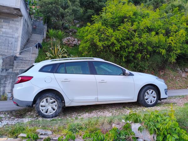 Renault - Megane - 1.5 DCI