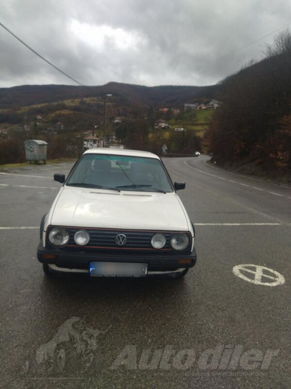 Volkswagen - Golf 2 - 1589