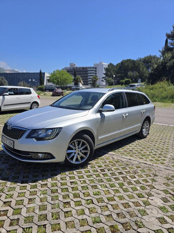 Škoda - Superb - 2.0 4x4