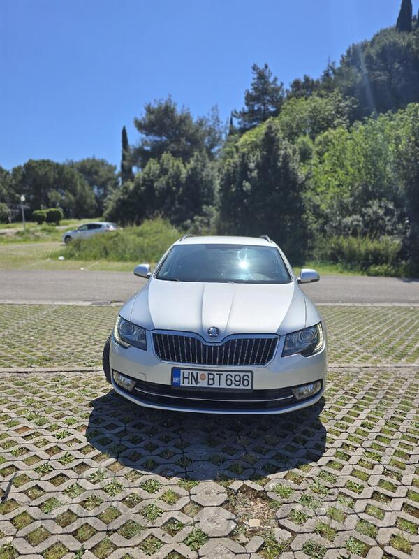 Škoda - Superb - 2.0 4x4