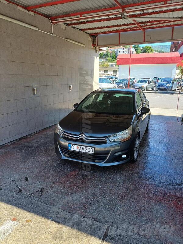 Citroen - C4 - 1.6 hdi