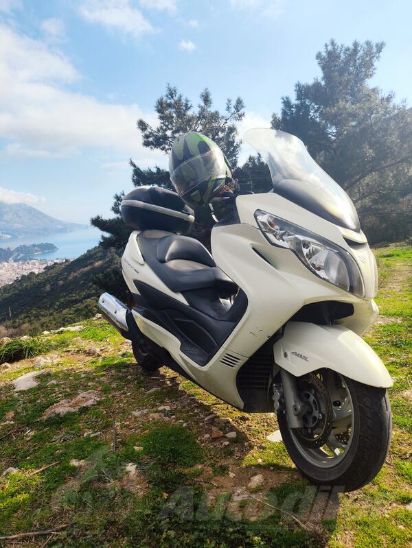 Suzuki - Burgman 400-ABS