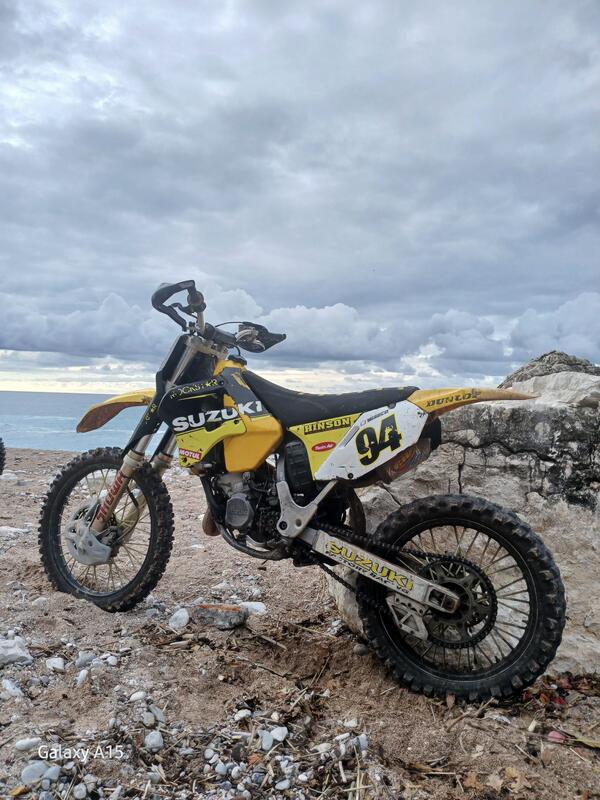 Suzuki - Rm 125