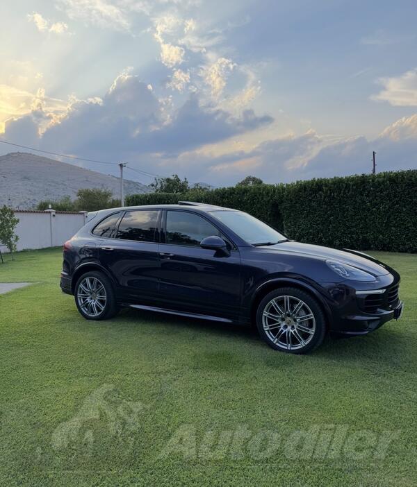 Porsche - Cayenne - 4.2