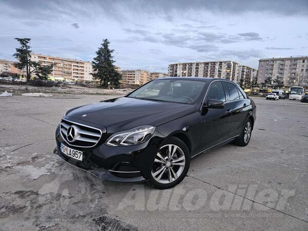 Mercedes Benz - E 220 - 220