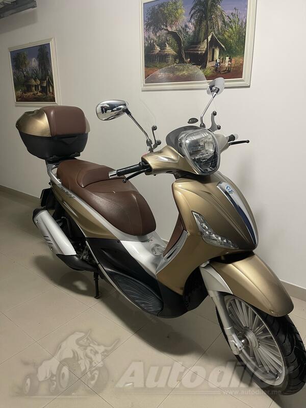 Piaggio - Beverly