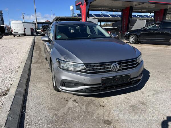 Volkswagen - Passat - 1.6  AUTOMATIK