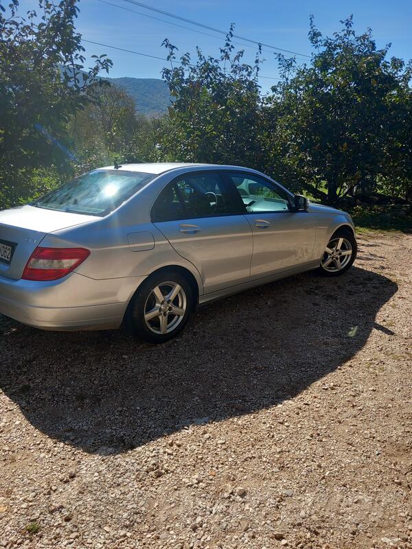 Mercedes Benz - C 200 - 2.2