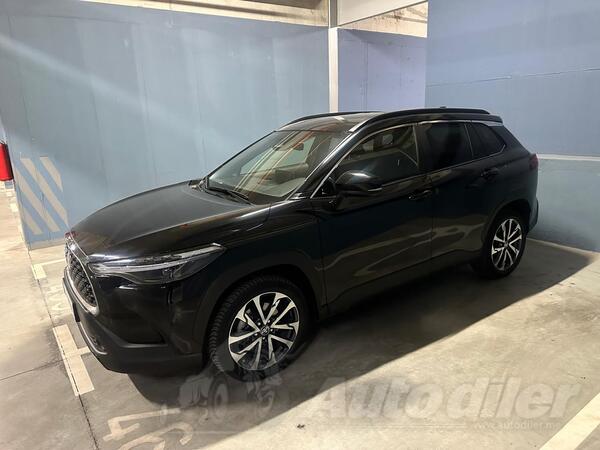 Toyota - Corolla Cross - HEW AWD I5D
