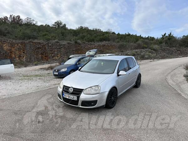 Volkswagen - Golf 5 - 2.0tdi