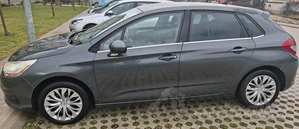Citroen - C4 - 1.6 HDI