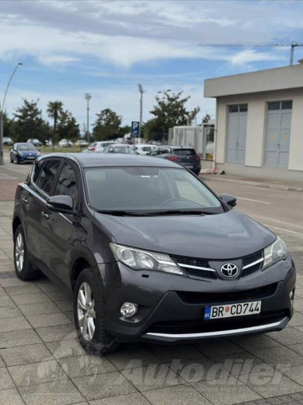 Toyota - RAV 4 - 2.2 DCat