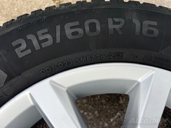 GoodYear - 215 60 16 - Zimska guma