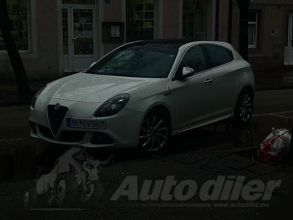 Alfa Romeo - Giulietta - 2.0 JDM-2 TCT