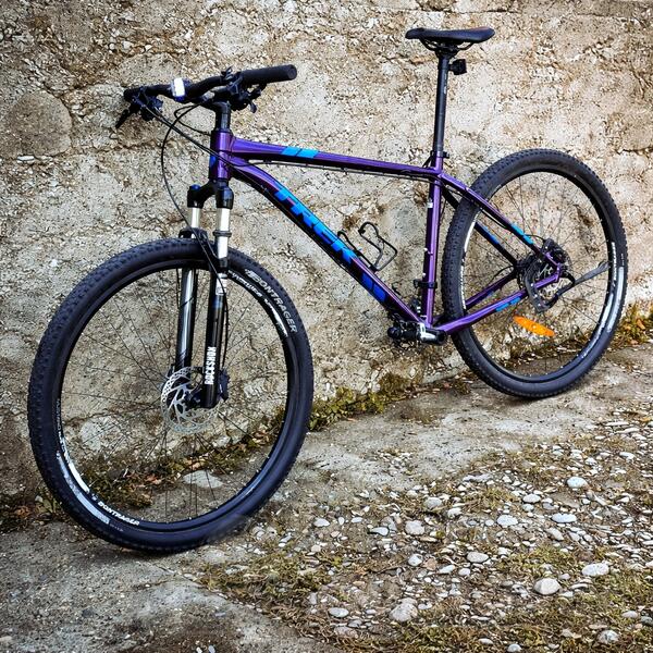 Trek - X - Caliber 9