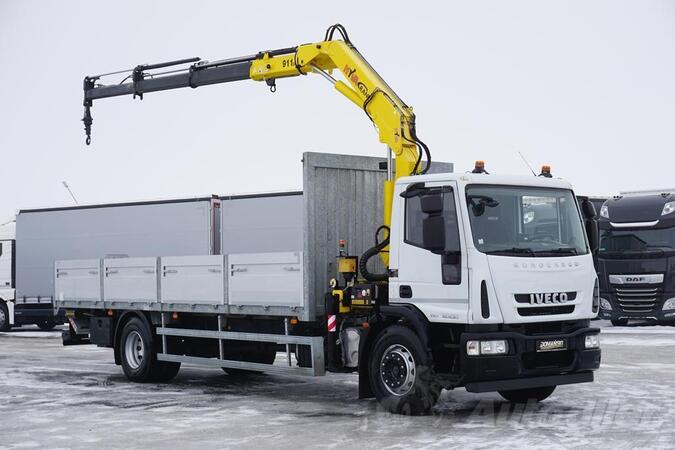 Iveco - EUROCARGO 180E30 / sandučar + HDS + hidraulična rampa / HYVA 911 / rotacija / kamion sa r...