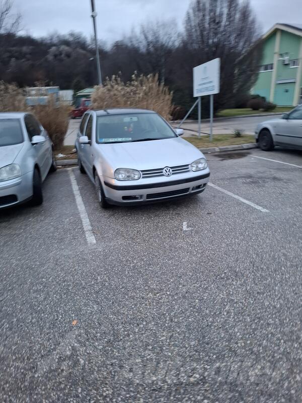 Volkswagen - Golf 4 - 1.6