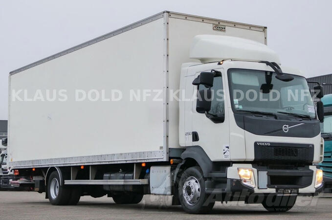 Volvo - FL 250  kamion furgon+rampa/DO1001