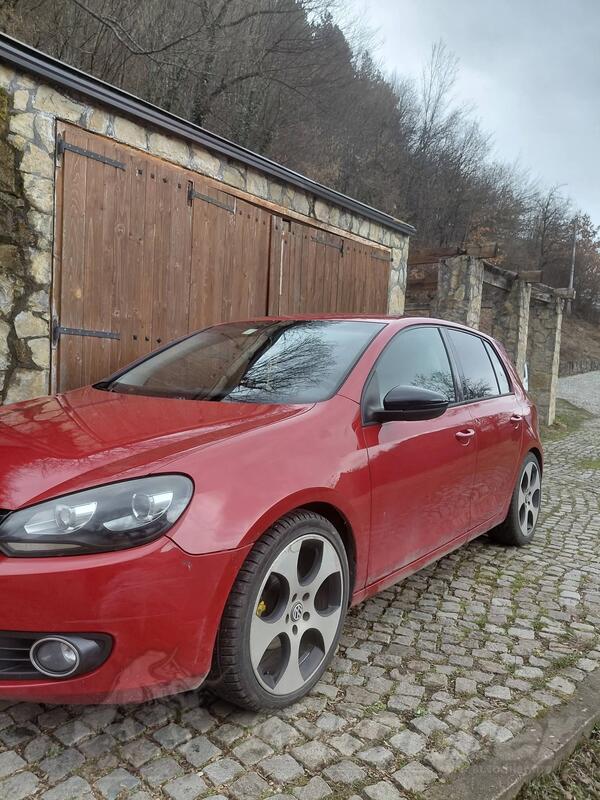 Volkswagen - Golf 6 - 1.6tdi
