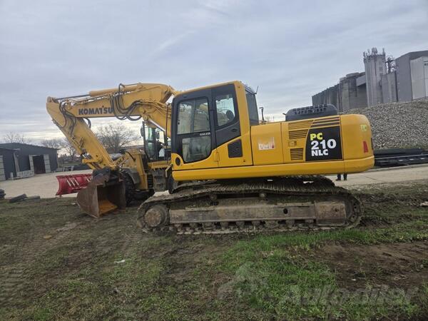 Komatsu - 210 NLC-8