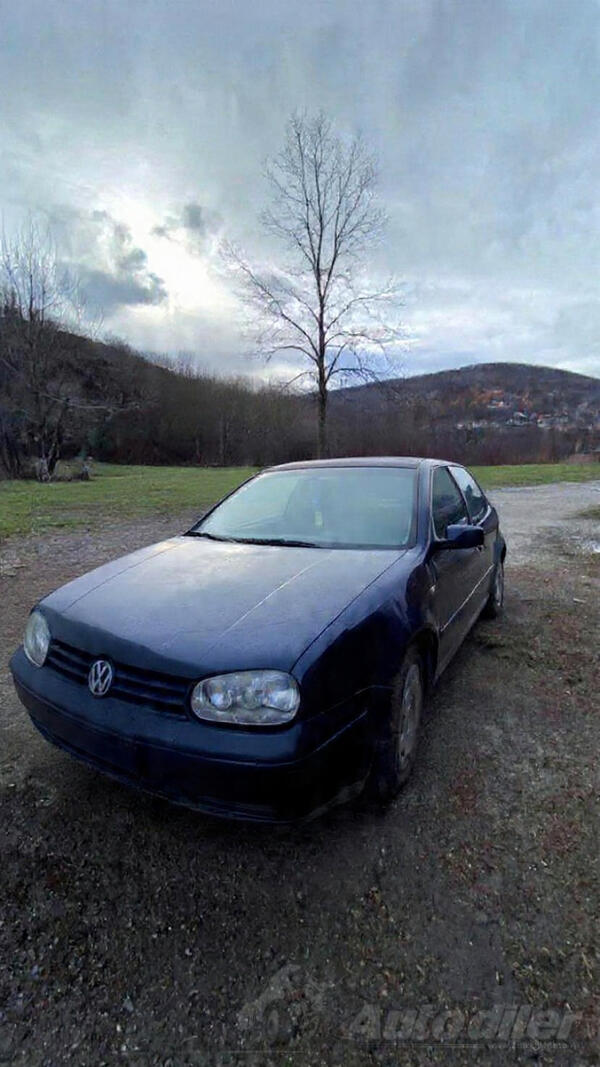 Volkswagen - Golf 4 - 4 1,9 TDI