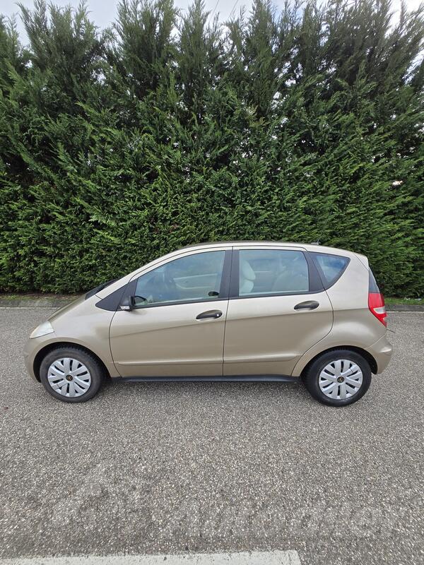 Mercedes Benz - A 180 - A 180