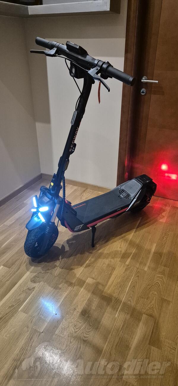 Ostalo - Segway