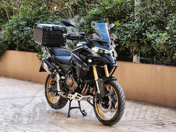 Loncin - Voge DS625X 2025 Black Knight edition