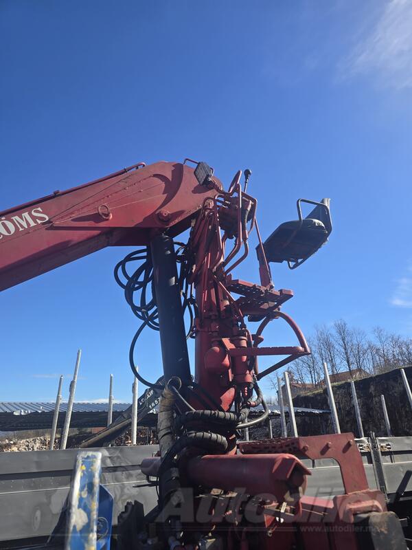 Mercedes Benz - 3351