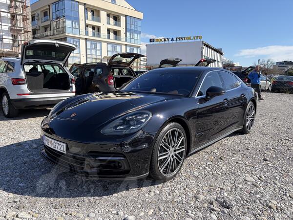 Porsche - Panamera - 4s