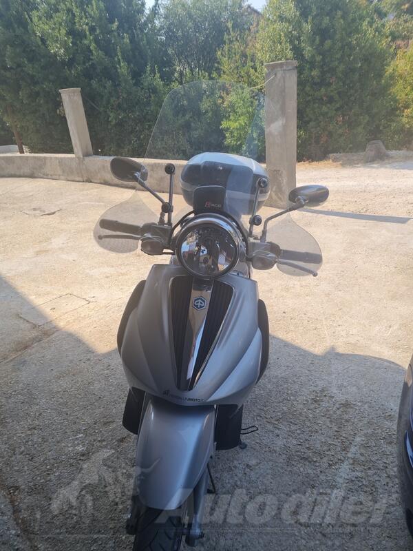 Piaggio - beverly ie cruser