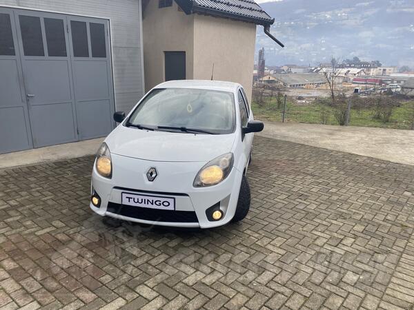 Renault - Twingo