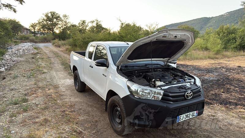 Toyota - Hilux - 2.8