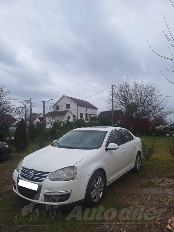 Volkswagen - Jetta - 1.9TDI