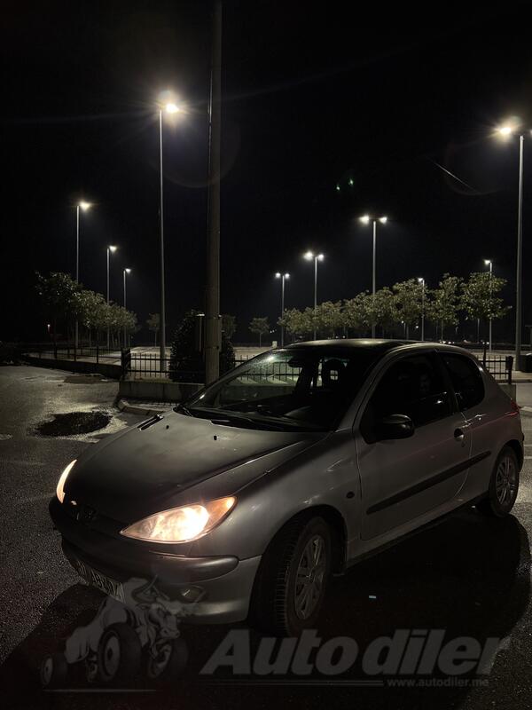 Peugeot - 206 - 2.0 hdi