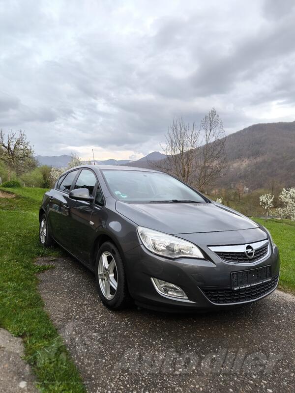 Opel - Astra - 1,3 cdti Eco Flex