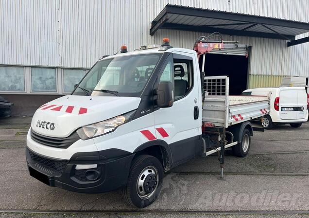 Iveco - Daily 35C14 kiper sa kranom / LC604