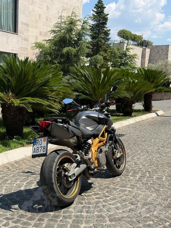 Aprilia - Shiwer 750