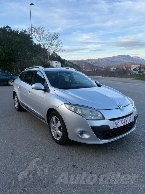Renault - Megane - 1.9 DCI