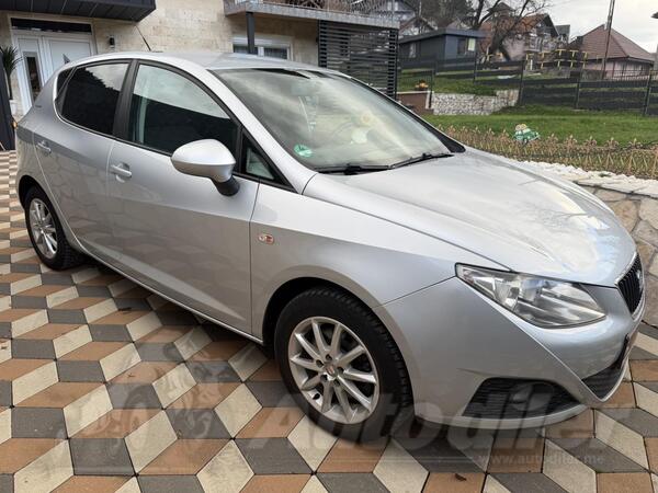 Seat - Ibiza - SEAT IBIZA 1,6 tdi 77kw 2011god