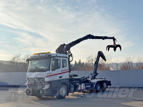 Mercedes Benz - ACTROS 2542 / 6x2 / kamion rol kiper / LUS-1173