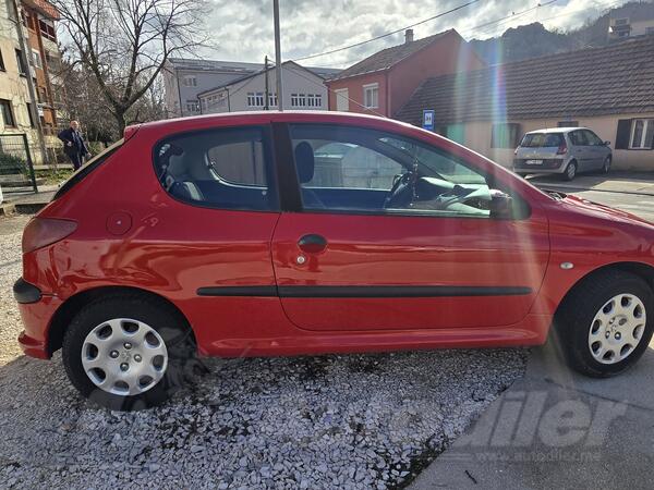 Peugeot - 206 - 1.4