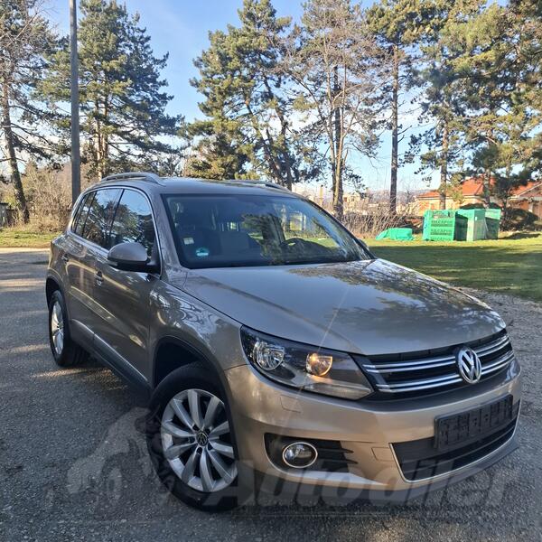 Volkswagen - Tiguan - 2.0 tdi