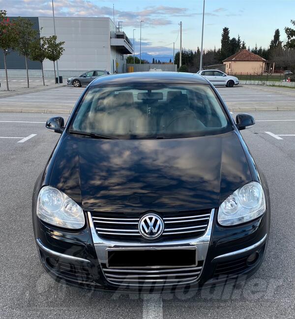 Volkswagen - Jetta - 1.9 tdi