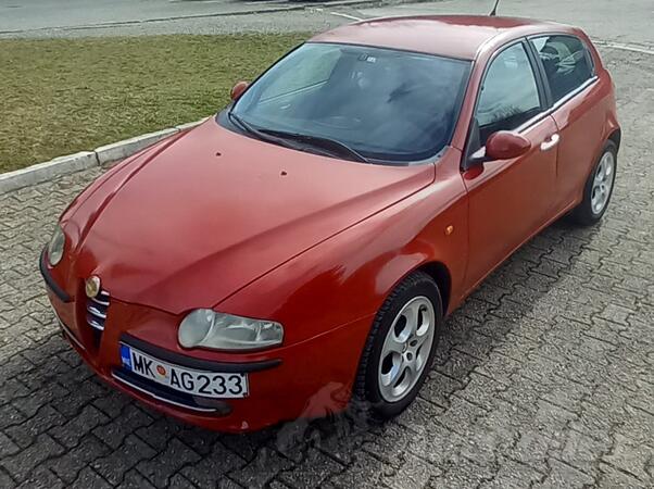 Alfa Romeo - 147 - 1.6i 16V TS