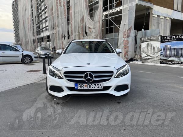 Mercedes Benz - C 220 - 2.2 bluetec