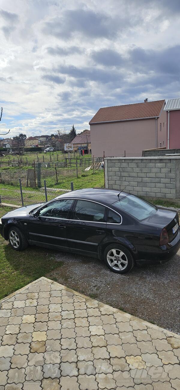 Volkswagen - Passat - 1.9 TDI 96KW