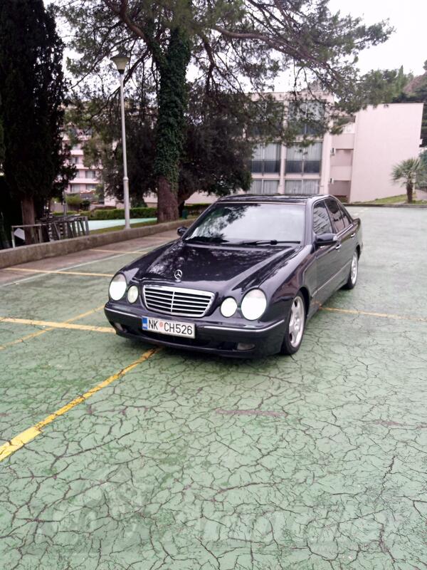 Mercedes Benz - E 220 - 2.2 cdi